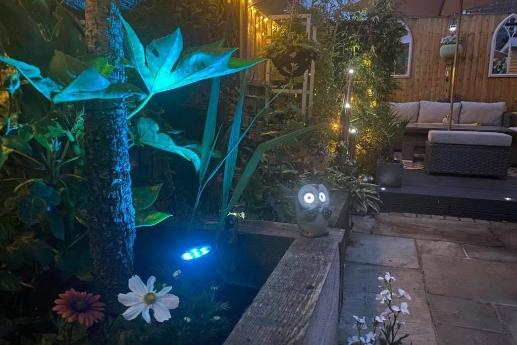 Secret Gem 1 Bed Garden Flat Private Luxury Hot Tub Apartment Bournemouth Bagian luar foto