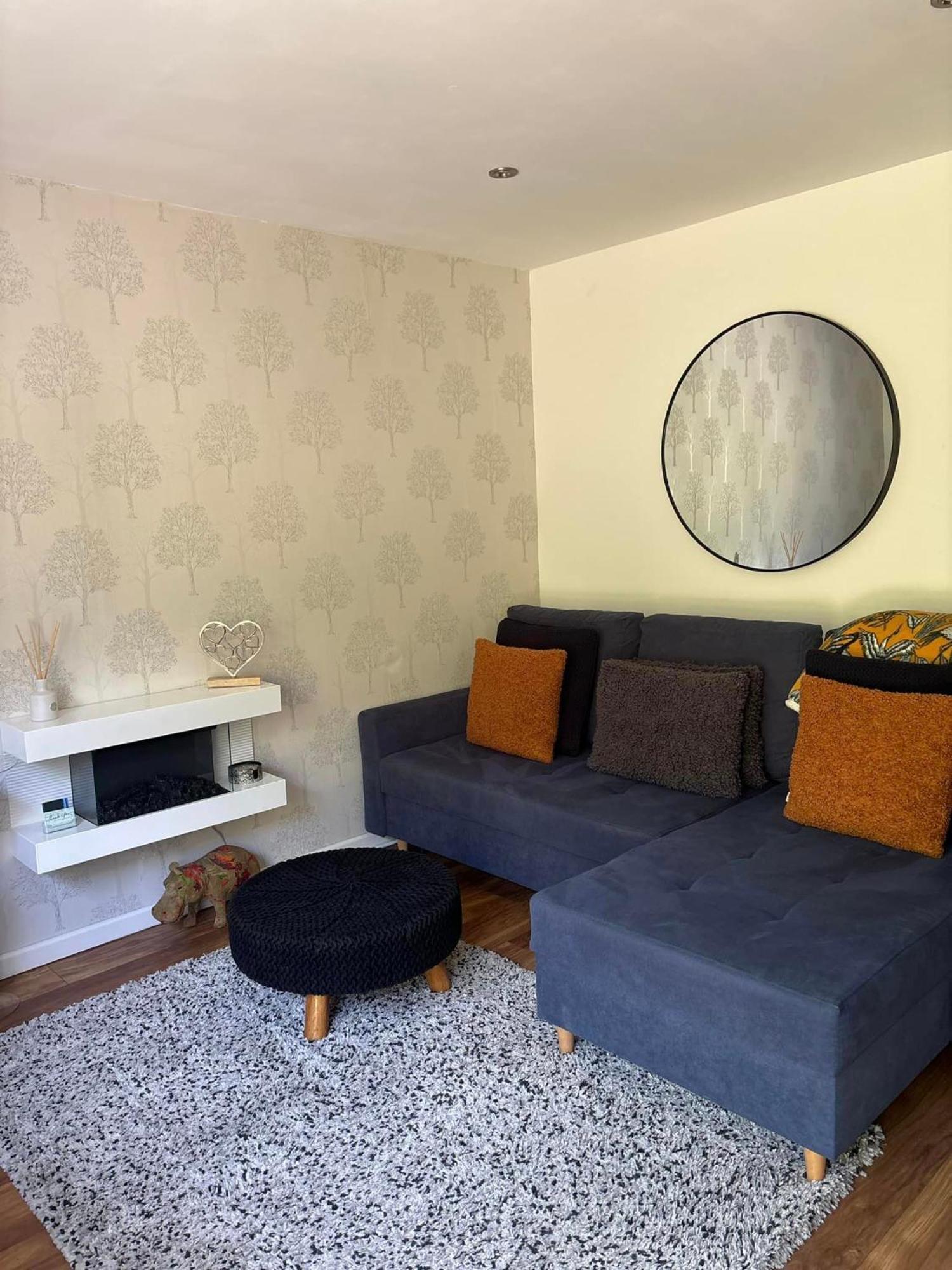 Secret Gem 1 Bed Garden Flat Private Luxury Hot Tub Apartment Bournemouth Bagian luar foto