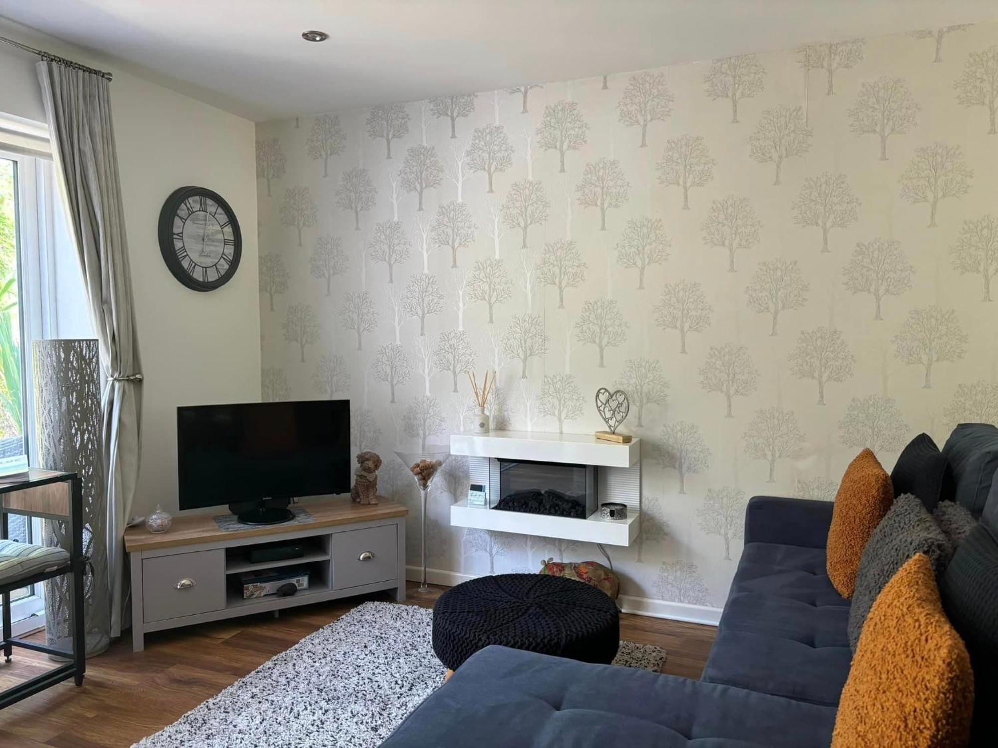 Secret Gem 1 Bed Garden Flat Private Luxury Hot Tub Apartment Bournemouth Bagian luar foto